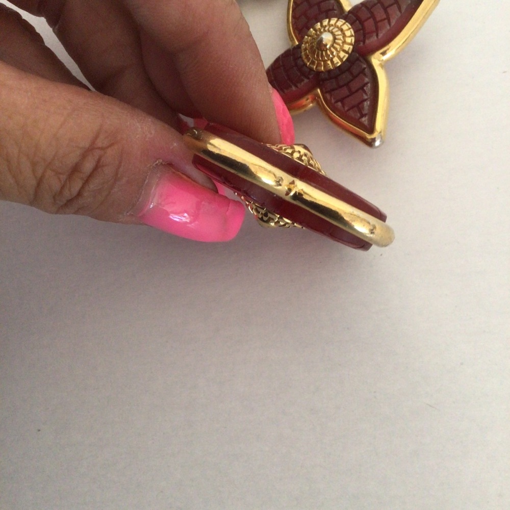 AUTHENTIC LOUIS VUITTON RED RESIN MOSAIC MONOGRAM FLOWER KEY HOLDER BAG … - Picture 15 of 16